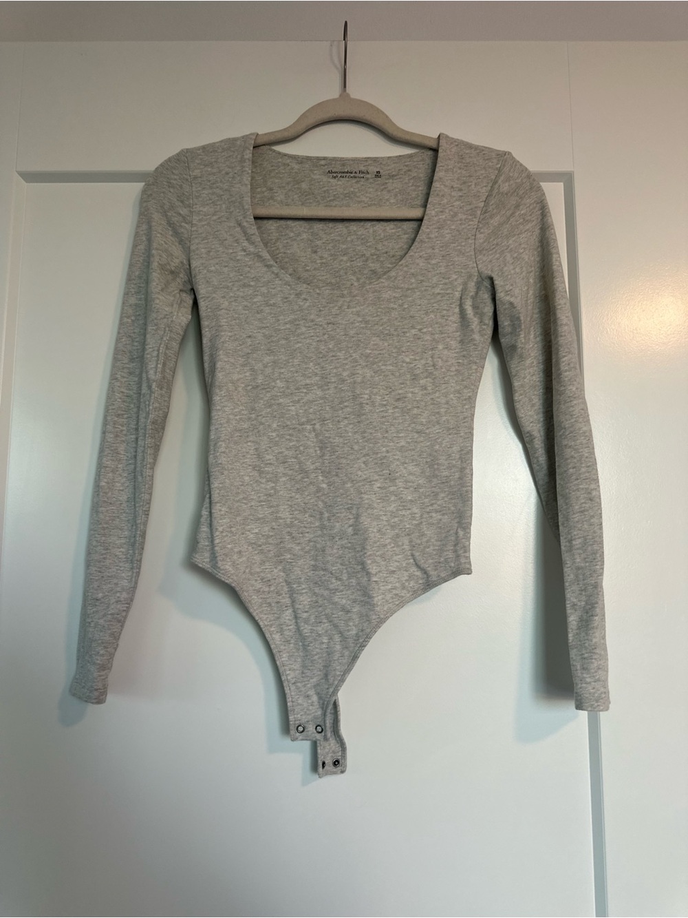Abercrombie & Fitch Gray Long Sleeve Scoop Neck Bodysuit